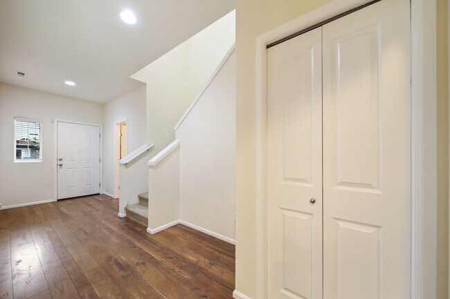 Building Photo - 3119 Harrier St NE
