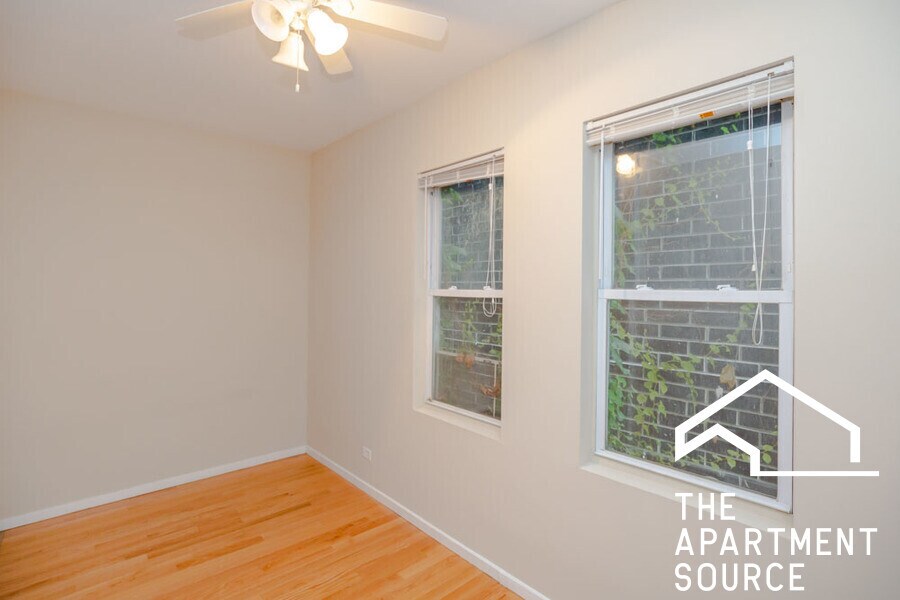Building Photo - 2447 N Clybourn Ave