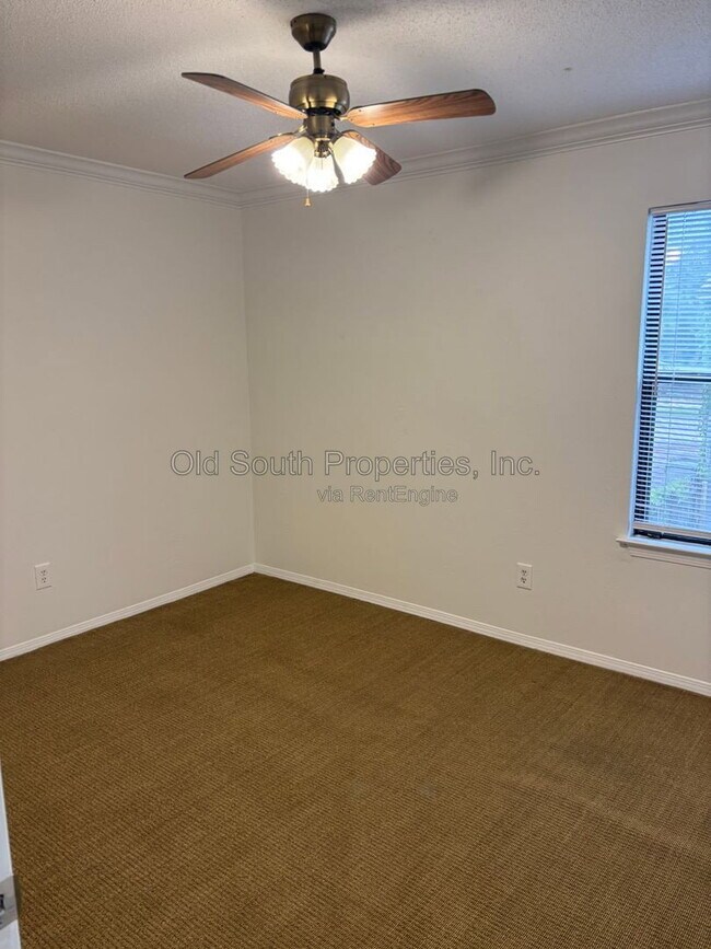 Building Photo - 6427 Lanier Dr