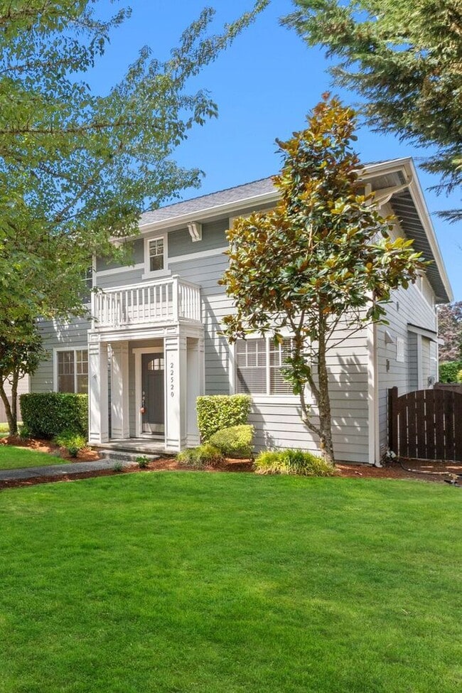 Building Photo - Immaculate Redmond Ridge Air-Conditioned B...