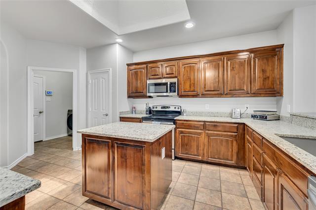Building Photo - 10901 Irish Glen Trail