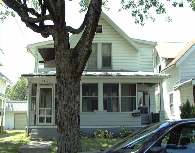 Primary Photo - 946 Butler St