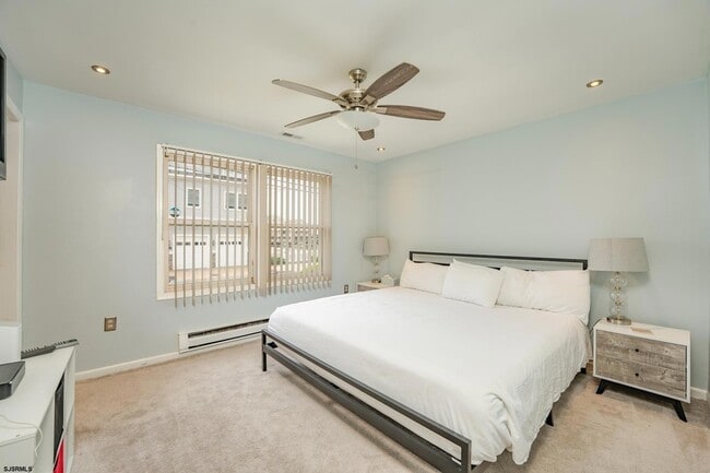 Building Photo - 545 N Connecticut Ave