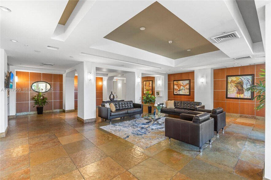 Building Photo - 1745 E Hallandale Beach Blvd