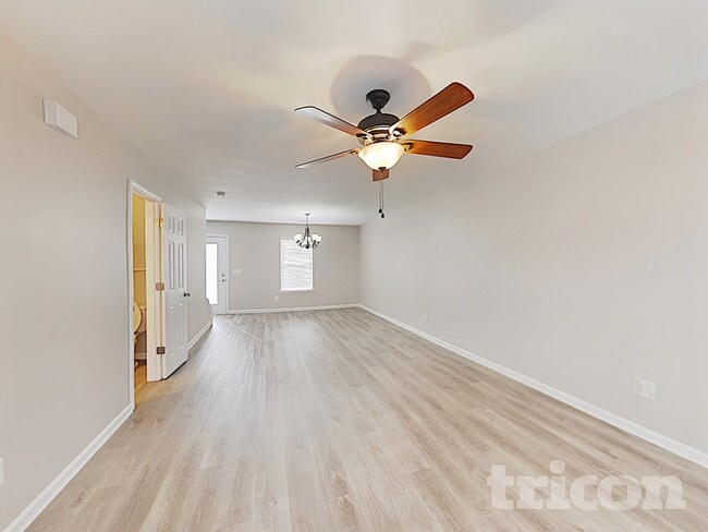 Building Photo - 137 Chatham Trace