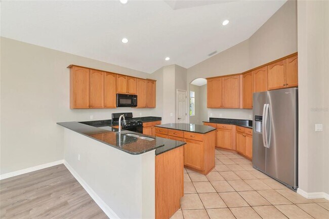 Building Photo - 12079 Aster Ave