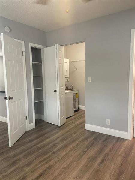 Building Photo - 732 SE 15th St