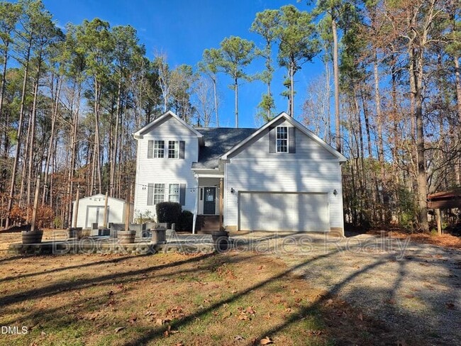 Primary Photo - 143 Rawhide Dr