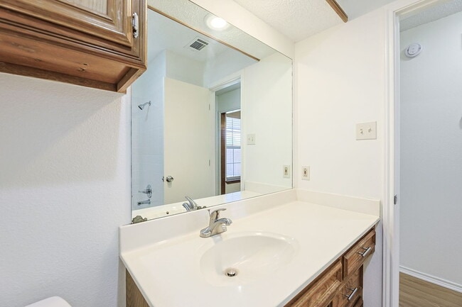 Building Photo - 3 Bedroom with updates