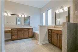 Building Photo - 4155 Old Light Cir