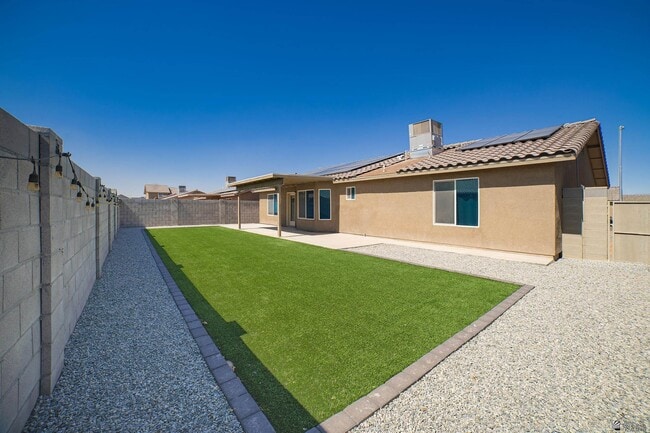 Building Photo - 4330 S Desert Willow Wy