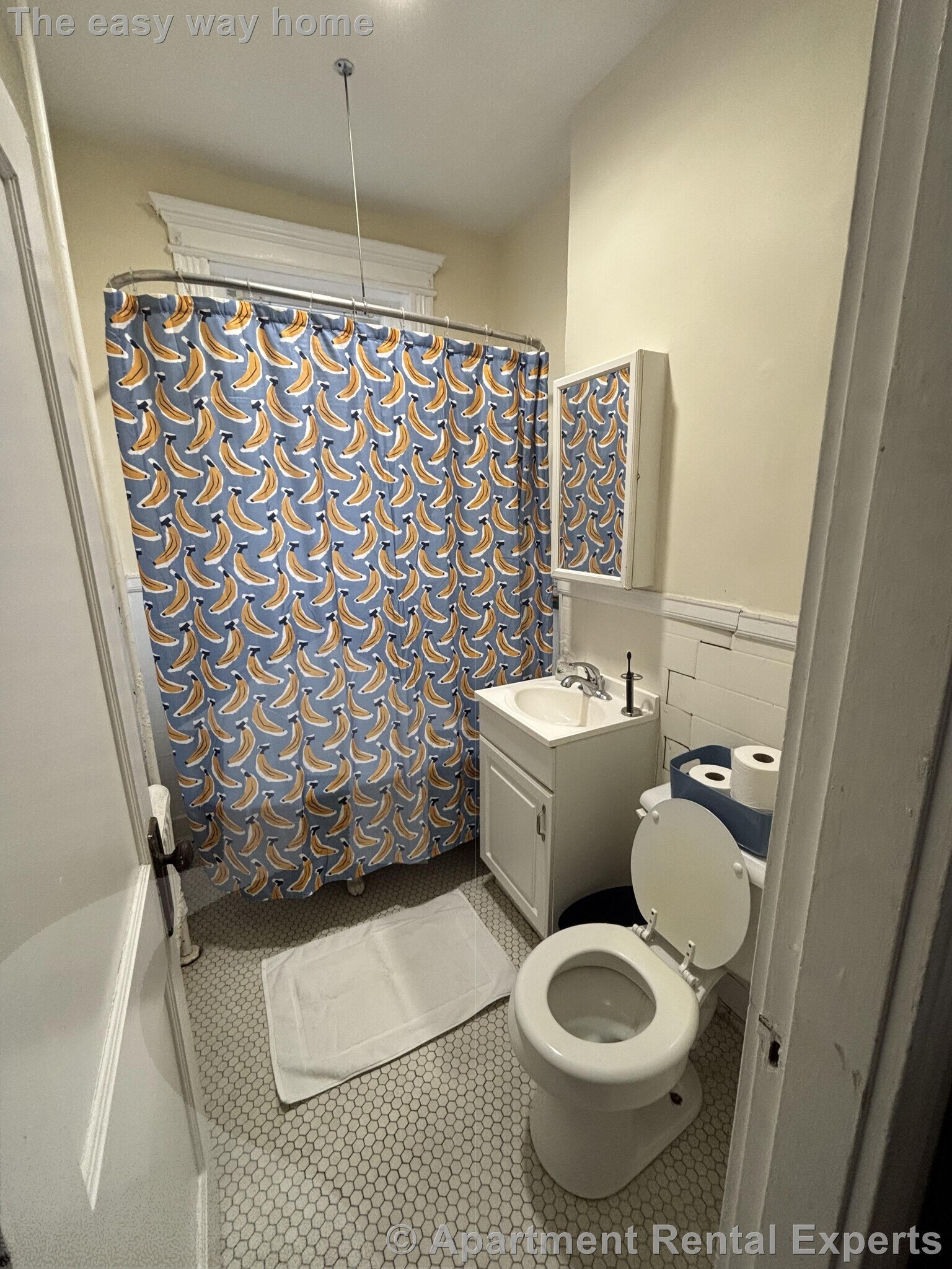 Building Photo - 72 Kirkland St