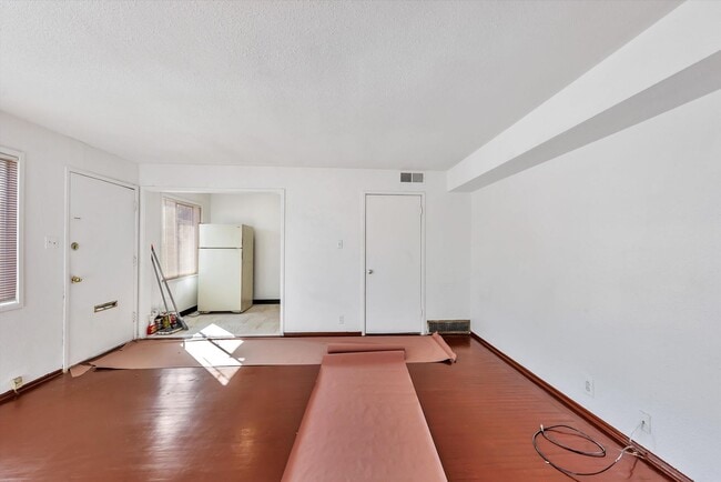 Building Photo - 6033 Foothill Blvd