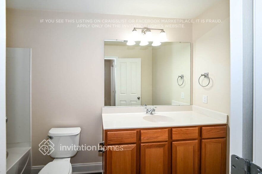 Building Photo - 10006 Granite Trail Ln
