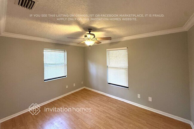 Building Photo - 5241 110th Ave N