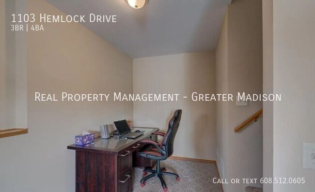 Building Photo - 1103 Hemlock Dr