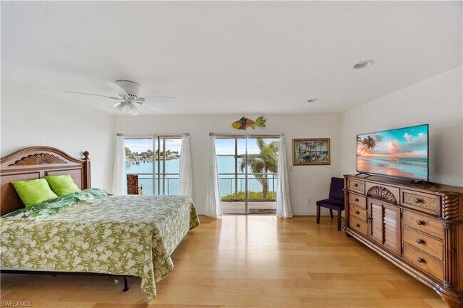 Building Photo - 330 Kon Tiki Dr