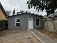 Building Photo - APPLY FOR THIS LOVELY HOME NOW!