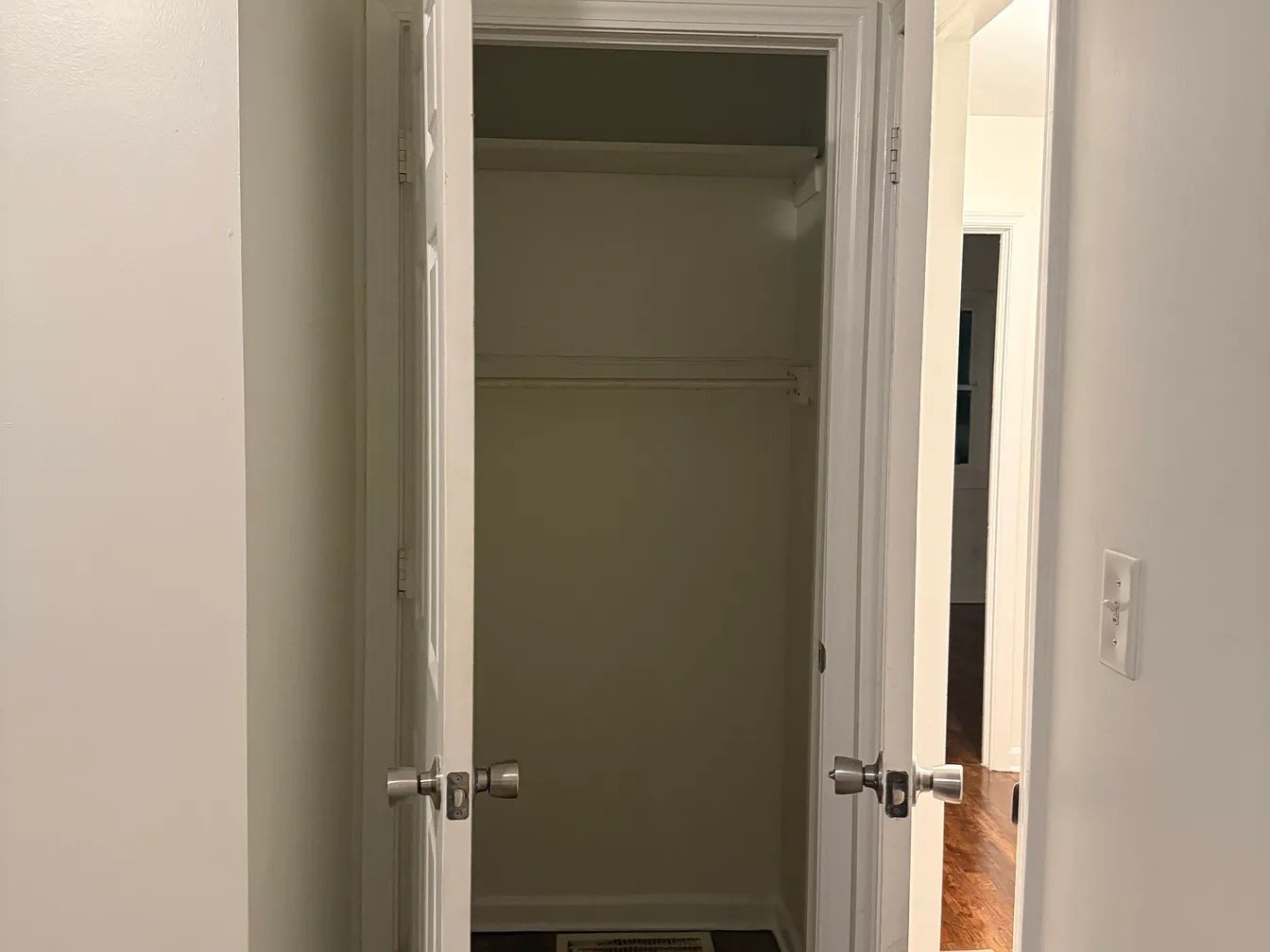 Building Photo - 331 Betsy Ave SW