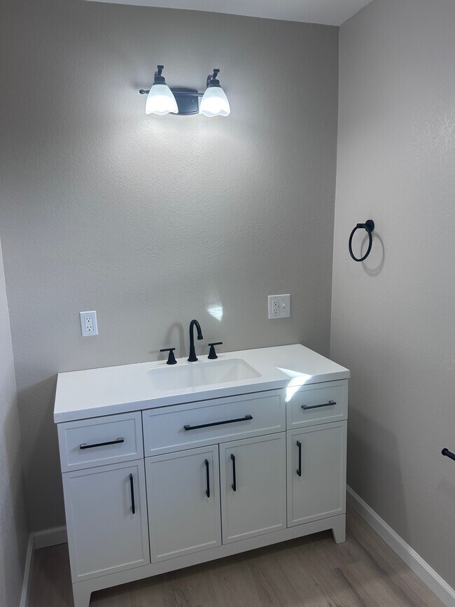 Building Photo - 177 Jarrett Buck Loop