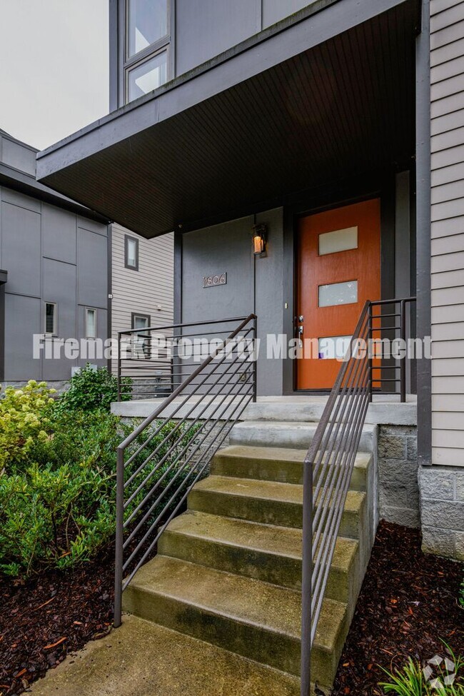 Building Photo - Modern 3 bedroom Home in East Nashville!!