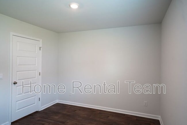 Building Photo - 133 Painted Lady Lp