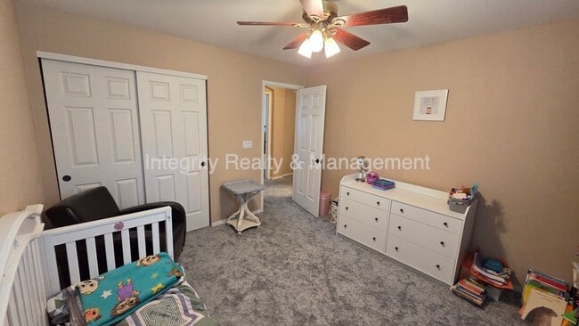 Building Photo - 3425 White Oak Ln