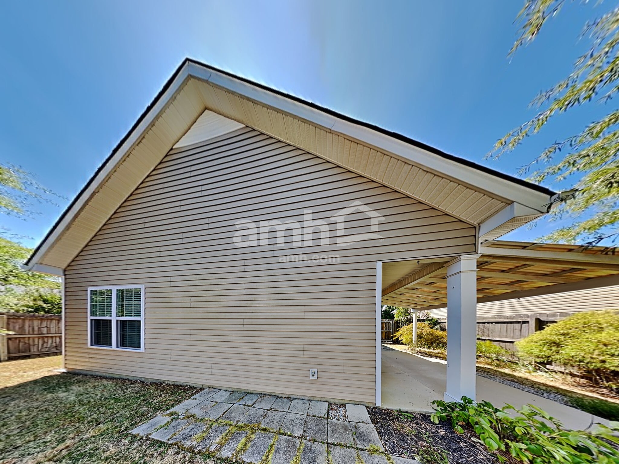 Building Photo - 504 Commendable Ln