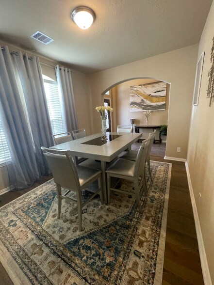 Building Photo - 4502 Mallory Creek Dr