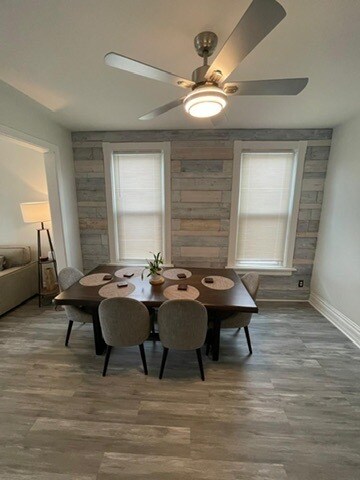 Building Photo - 3625 W Shakespeare Ave