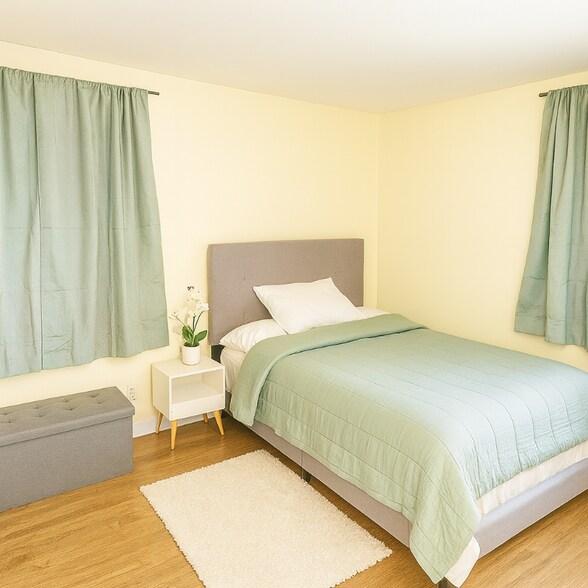 Building Photo - 28 Poinciana Pkwy