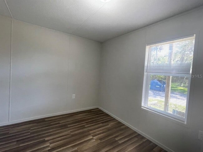 Building Photo - 6316 Eugene Acres Ln