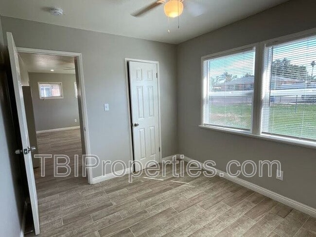 Building Photo - 7771 Philbin Ave