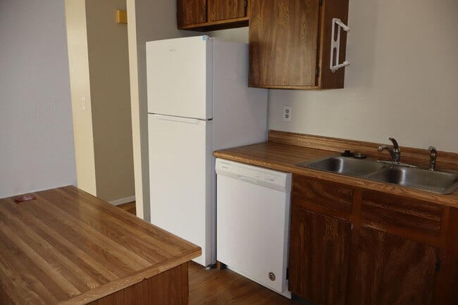 Building Photo - 1-Bedroom Condo Just Minutes from CSU