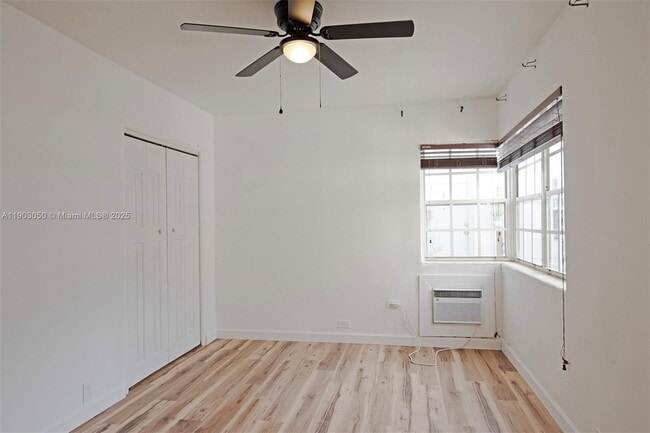 Building Photo - 2383 Flamingo Dr