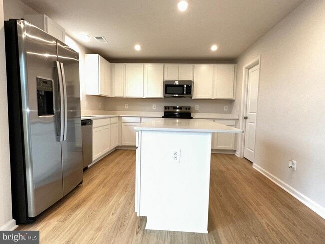 Building Photo - 36 Patterson Rd