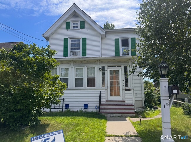 Building Photo - 15 Woodbridge Ave