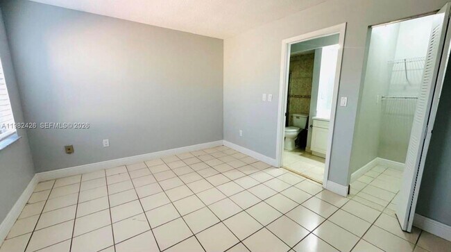 Building Photo - 15635 SW 74th Cir Dr