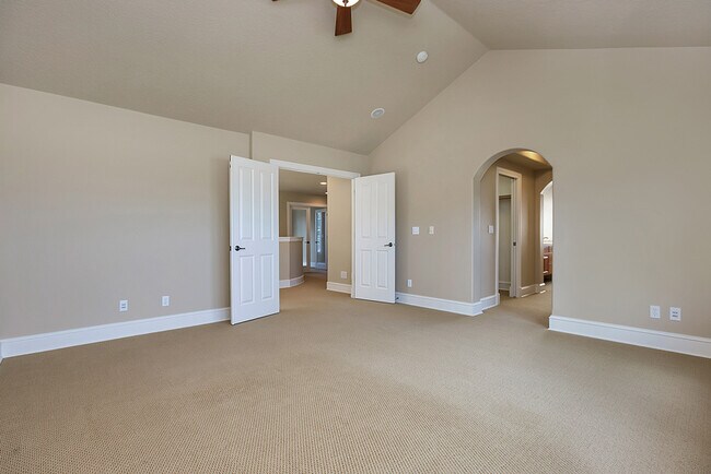 Building Photo - Amazing 4 Bedroom | 2.5 Bathroom Single Family Home| Exclusive Bauer Highlands Community