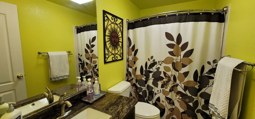 Building Photo - 10350 W 55th Ln