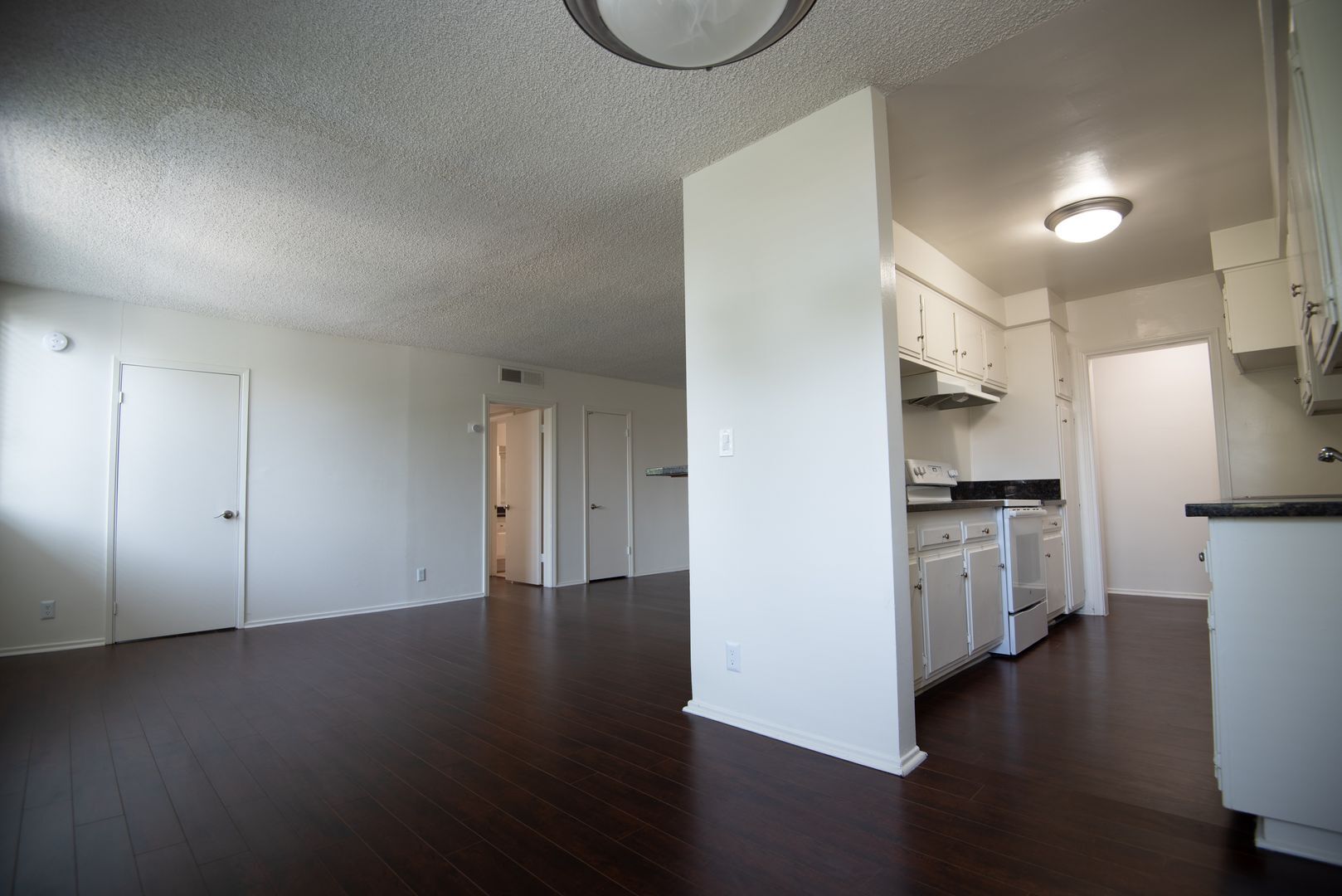 Building Photo - 5036 Coldwater Canyon Ave