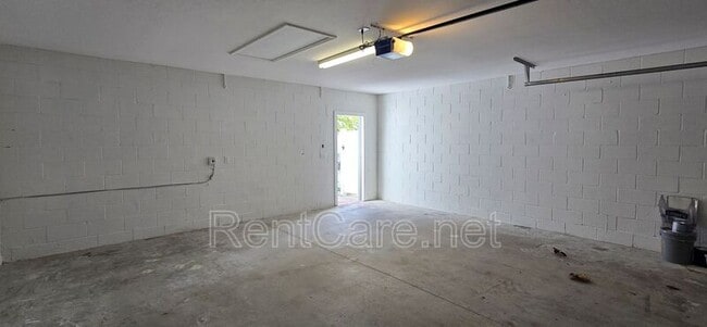 Building Photo - 13268 Silver Strand Falls Dr