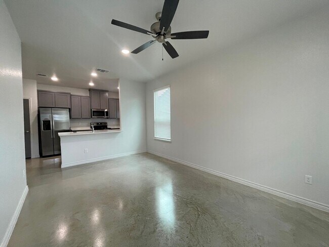 Building Photo - 224 Riptide Dr