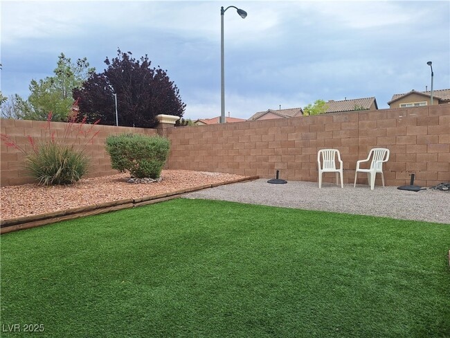 Building Photo - 11236 Tuscolana St