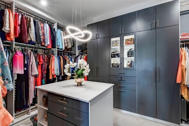 Building Photo - 1420 Lucera Bnd