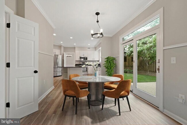 Building Photo - 5108 Warren Pl NW