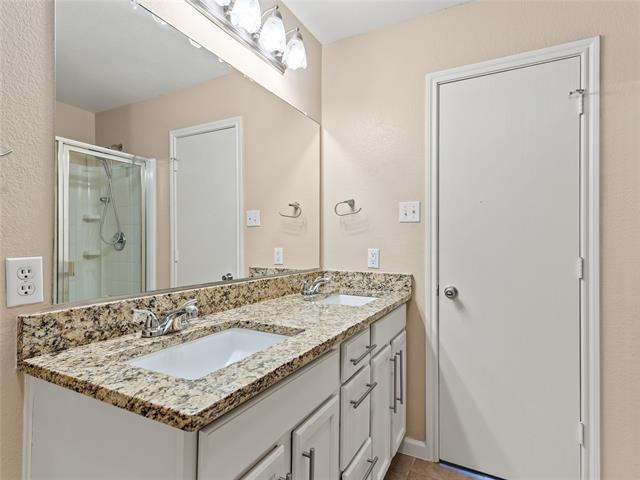 Building Photo - 10116 Wake Bridge Dr