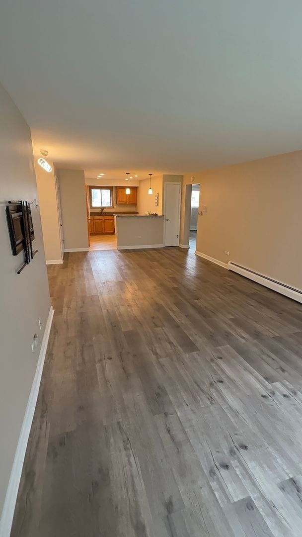 Building Photo - 2 Bed Condo Near O'Hare