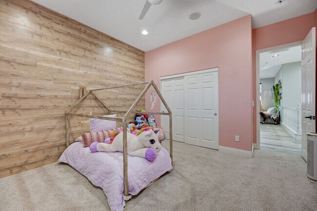 Building Photo - 9738 Bear Trap Ct