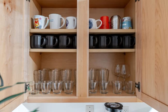 Building Photo - 4989 Randlett Dr